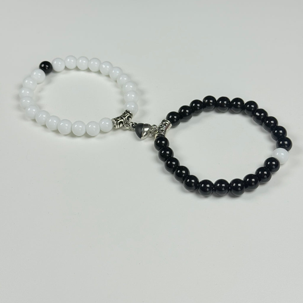 Magnetic bracelet White&Black