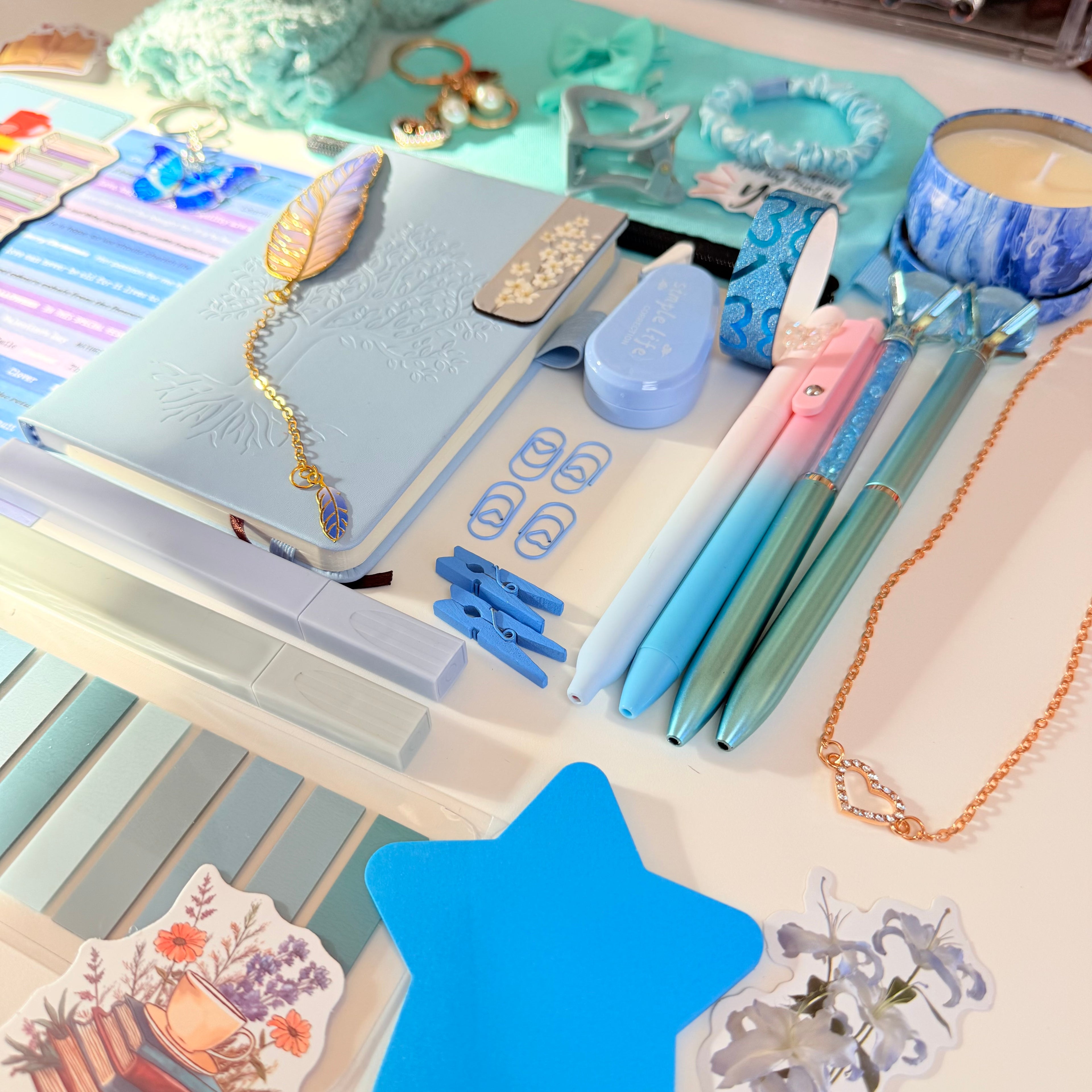 Blue Bookish Bundle "Blue clear sky"