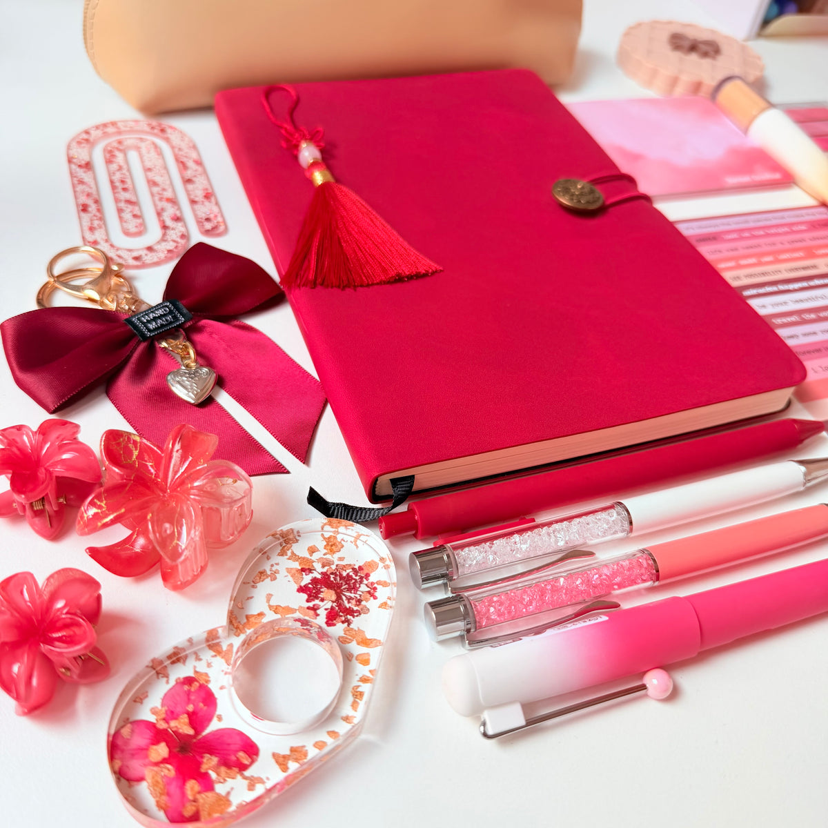 Stationery set red 🌸