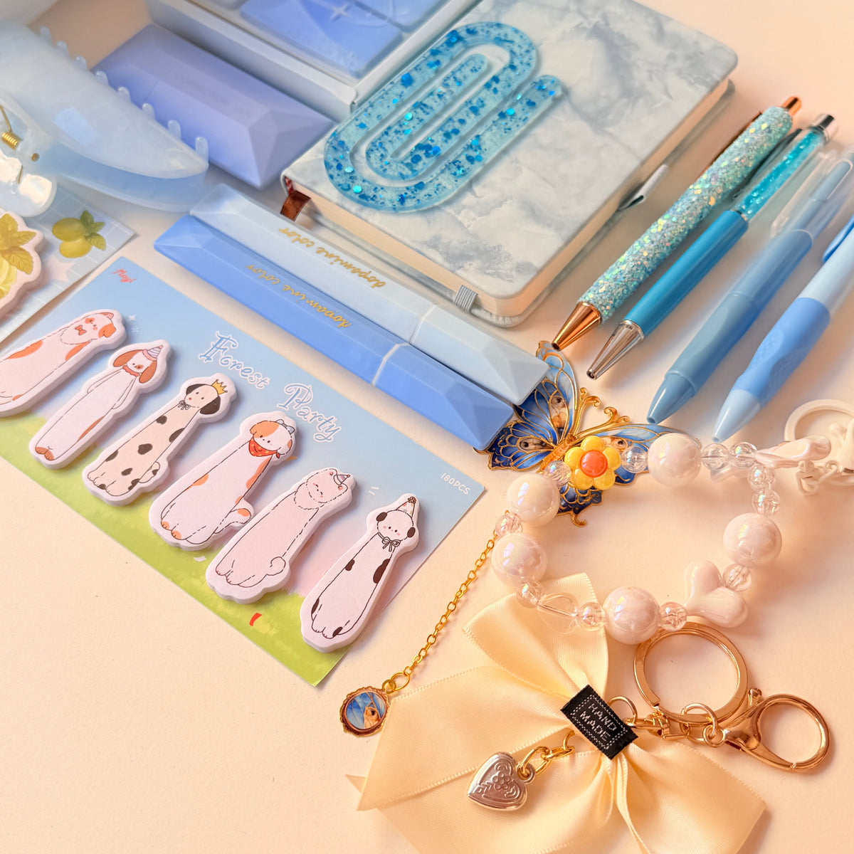 Bookish bundle sky 🩵
