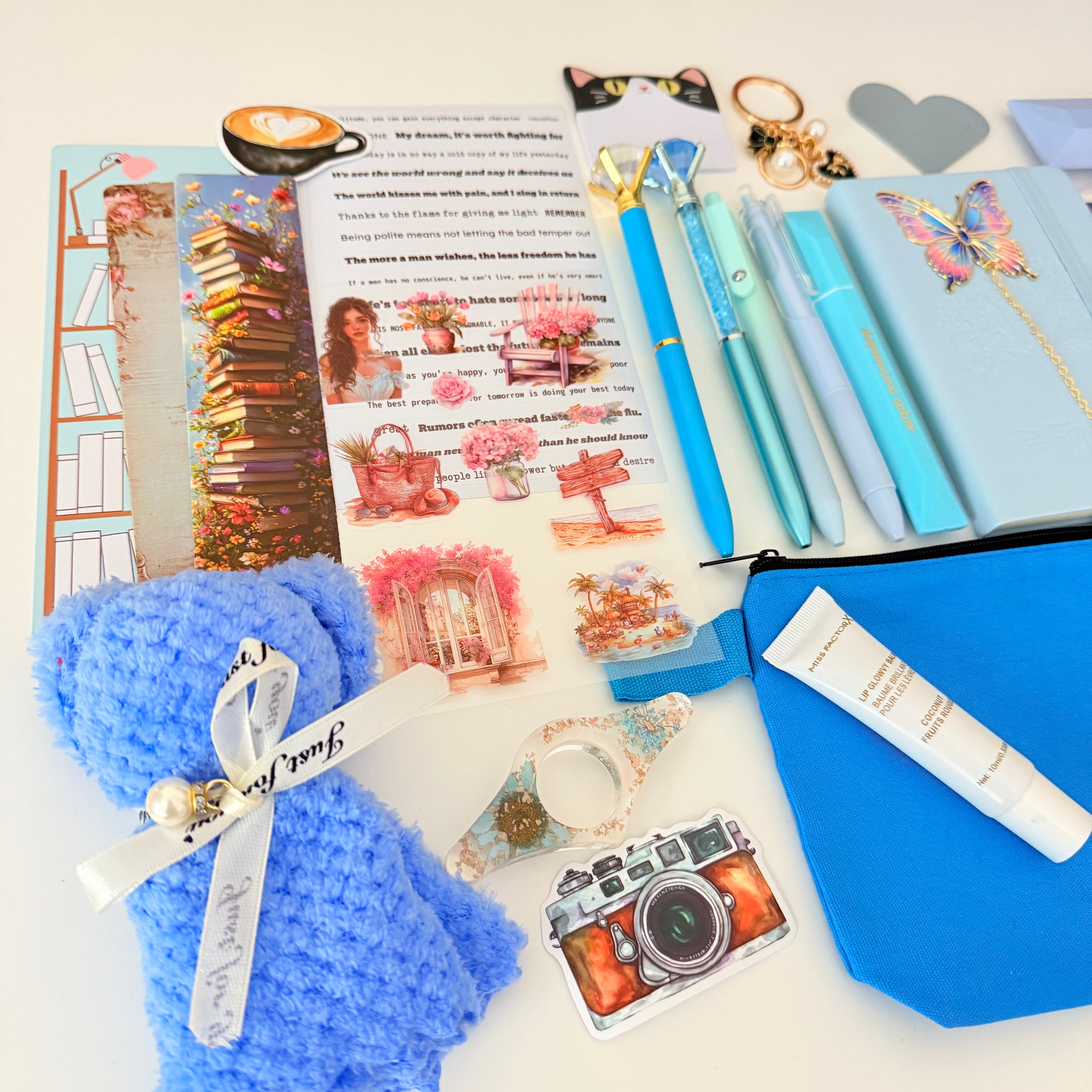 Bookish Bundle set for you 1 💞