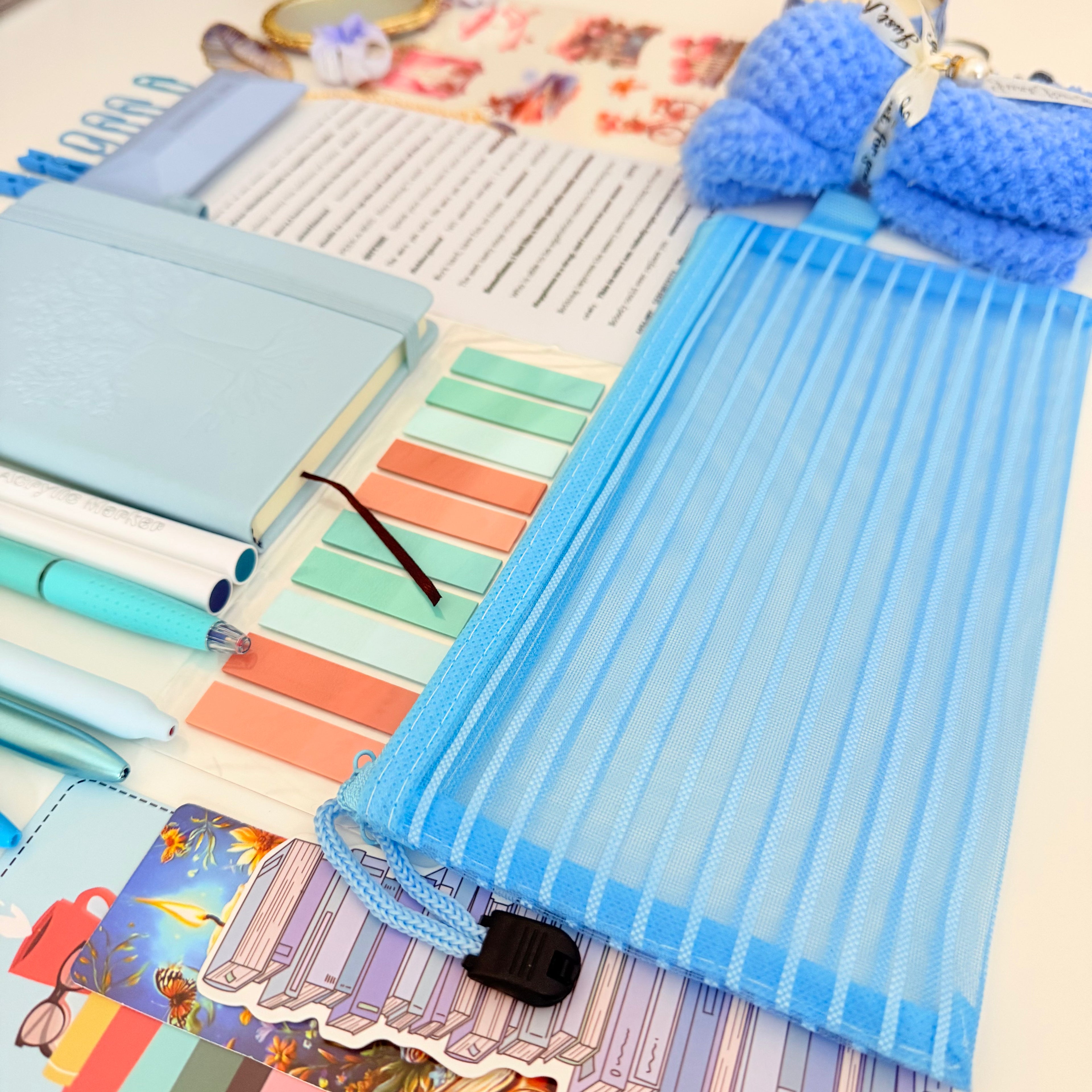 Blue Bookish Bundle "Blue clear sky"