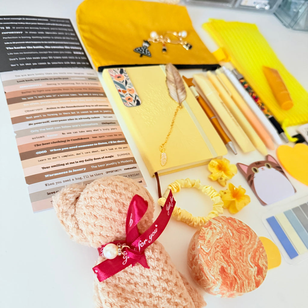 Bookish bundle «Warm»🌞