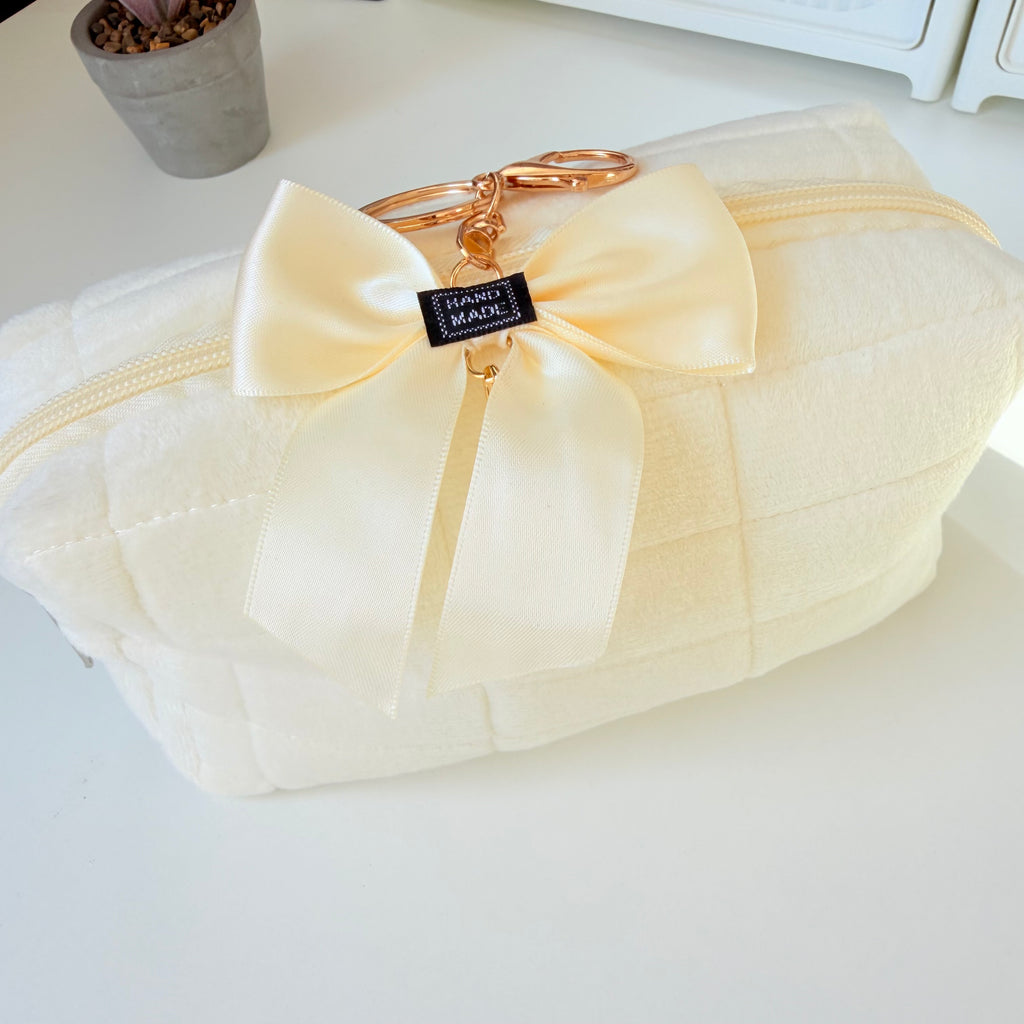 Bookish bundle White & Blush Set
